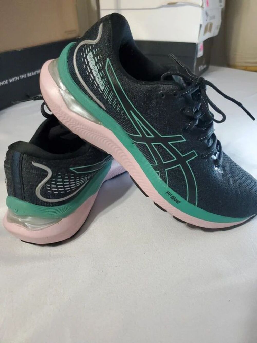 Asics EUC women's Gel Cumulus running sneakers 7.5